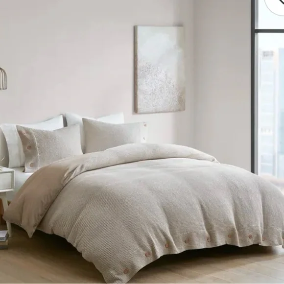 Cotton and Rayon from Bamboo Blend Waffle Weave Duvet Cover Set by Clean Spaces - Picture 1 of 4